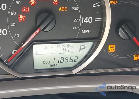 2013 Toyota Rav4 Xle z USA, uszkodzony, nr VIN JTMRFREV6DD044484